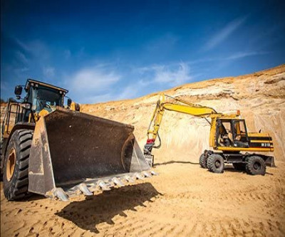 Geschenkgutschein: Bagger, SUV & Radlader Fahren in Magdeburg